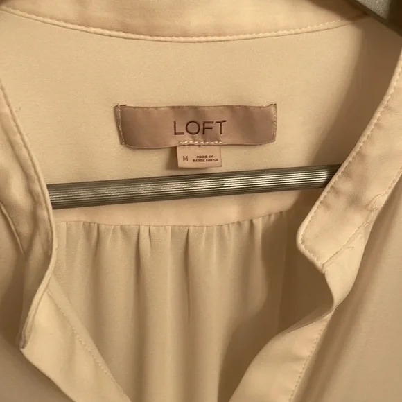 Loft EUC cream sheer long sleeve - Picture 2 of 7